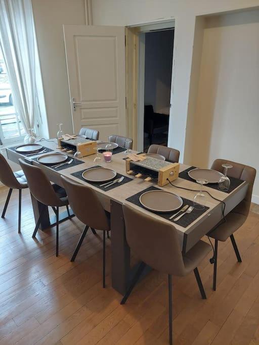 Gite D'Exception 13 Couchages Avec Jacuzzi Et Sauna Chalons en Champagne Luaran gambar
